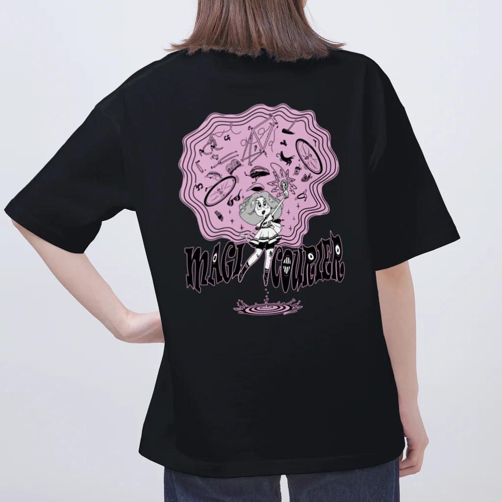 nidan-illustrationの“MAGI COURIER” pink #2 オーバーサイズTシャツ