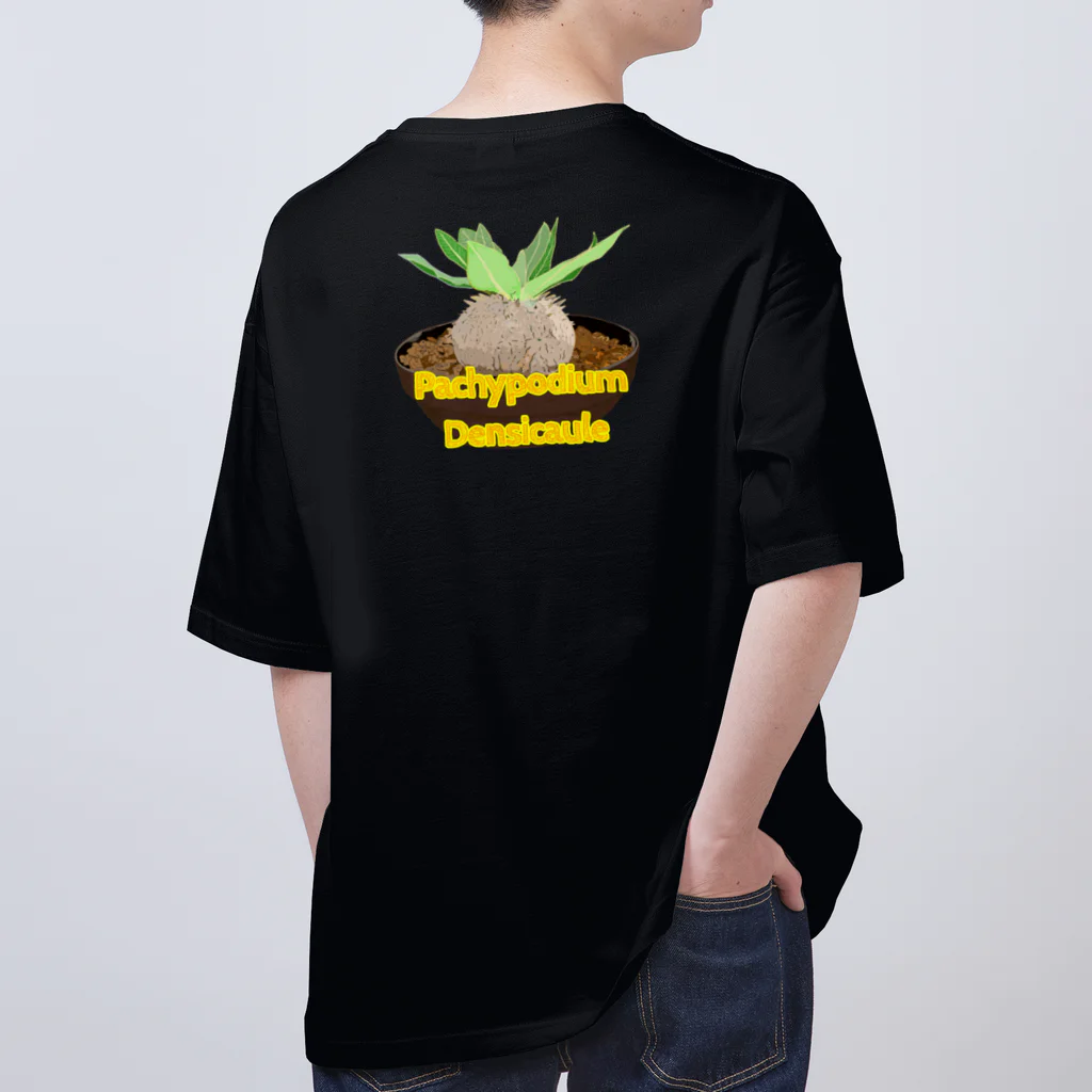 momoのPachypodium Densicaule オーバーサイズTシャツ