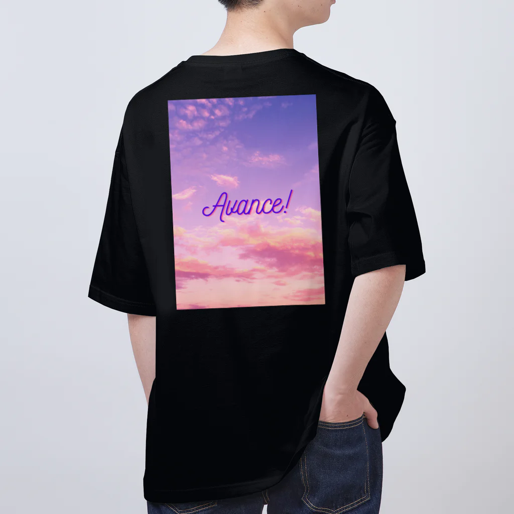 Tentative_Sensationの進め！勇気を持って困難を乗り越える言葉とイラスト Oversized T-Shirt