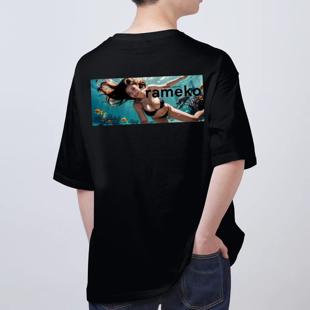 ramekoのラメ子_水着_黒 Oversized T-Shirt