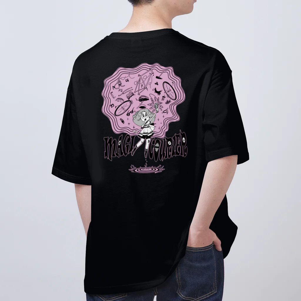 nidan-illustrationの“MAGI COURIER” pink #2 オーバーサイズTシャツ
