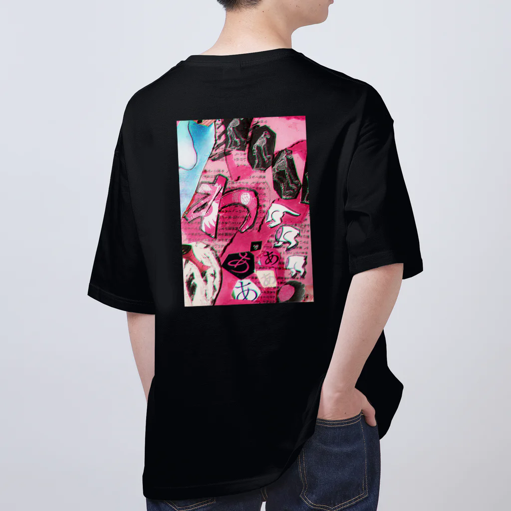 ハット社のCollage~WAAAAA Oversized T-Shirt