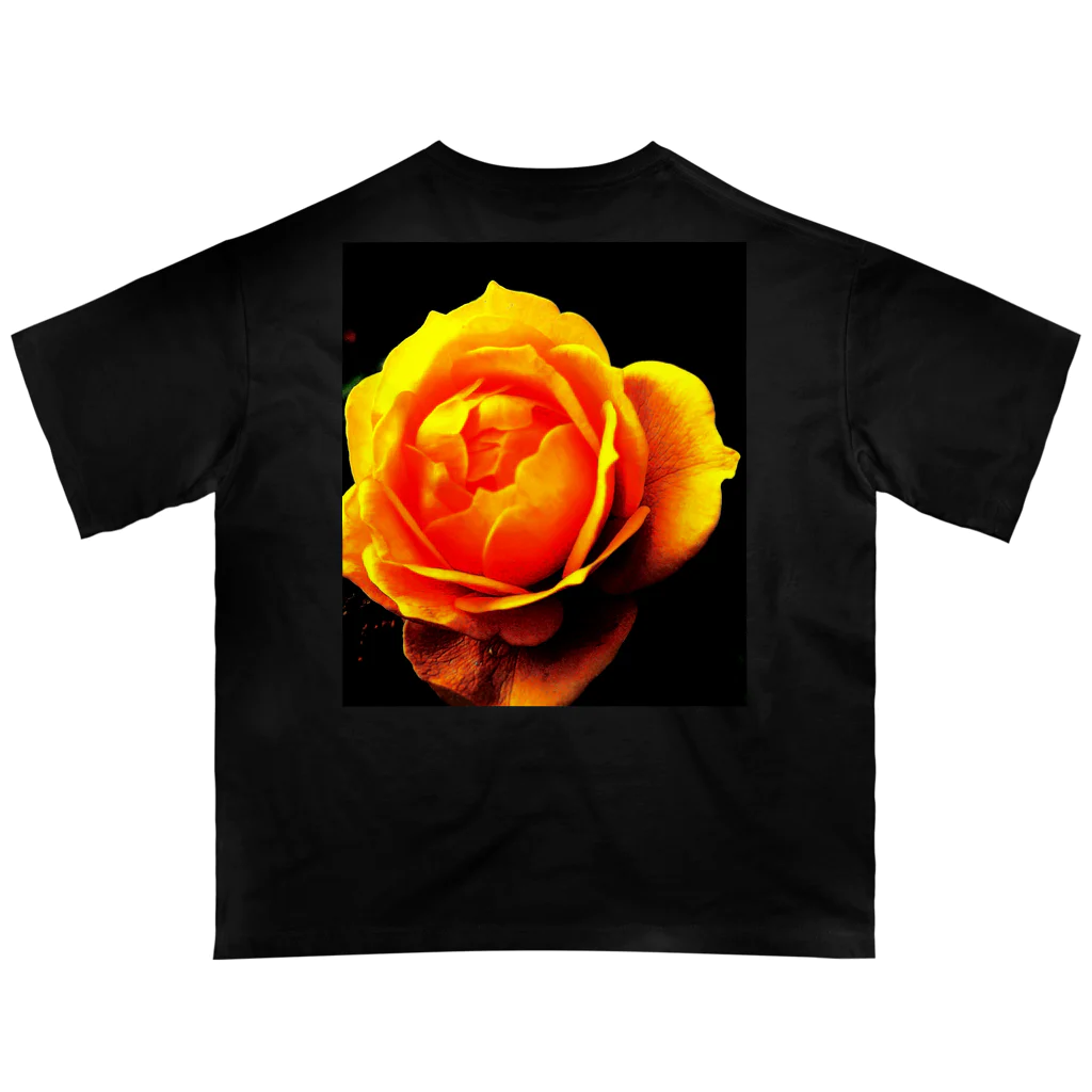 Anna’s galleryのYellow Rose オーバーサイズTシャツ