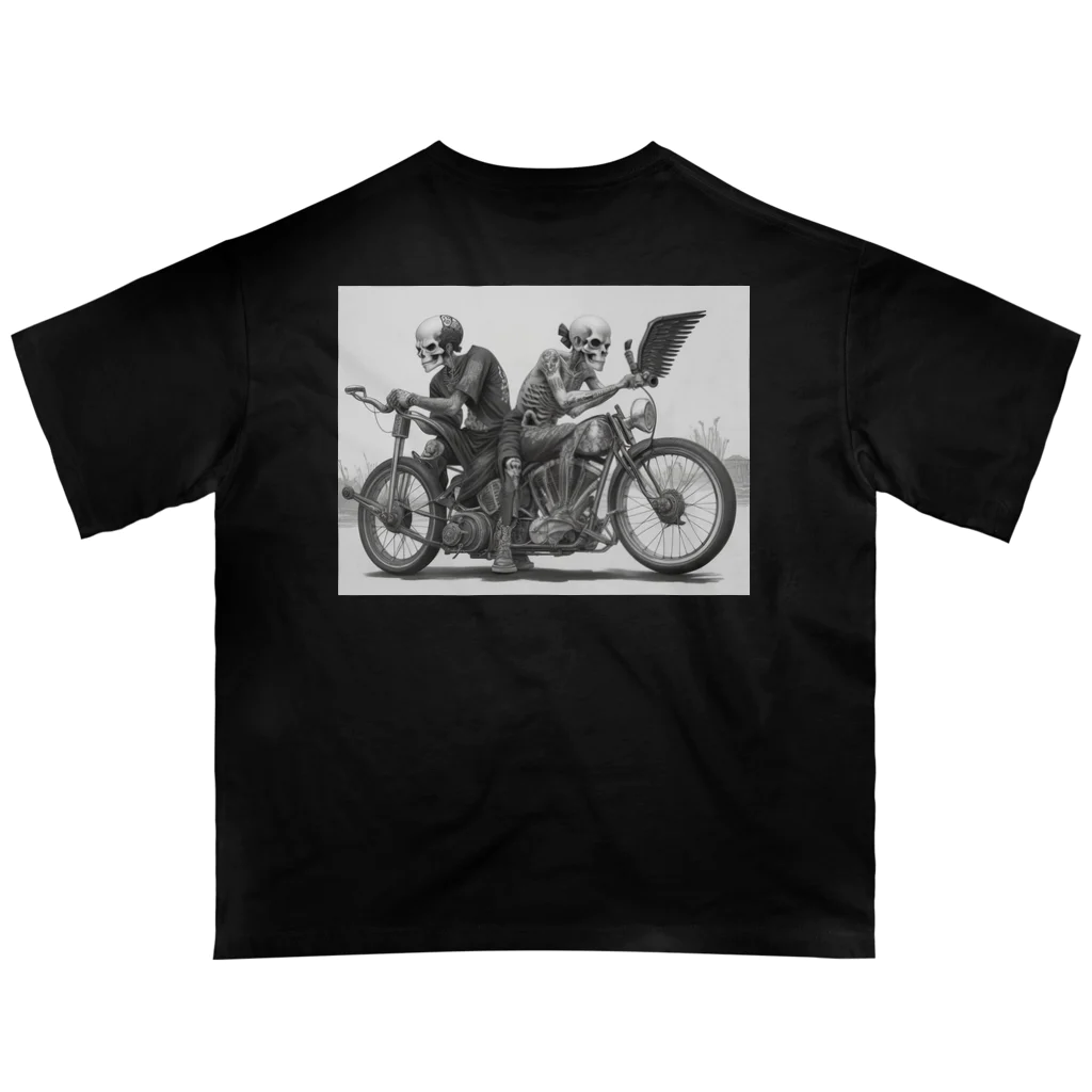 Skull sectionのバイクとドクロ（黒メイン） Oversized T-Shirt