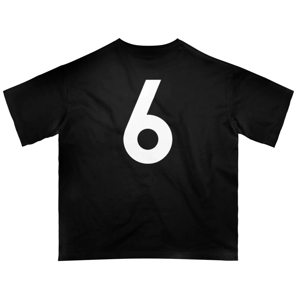 コチ(ボストンテリア)のバックプリント：ただの6です。（白文字） オーバーサイズTシャツ