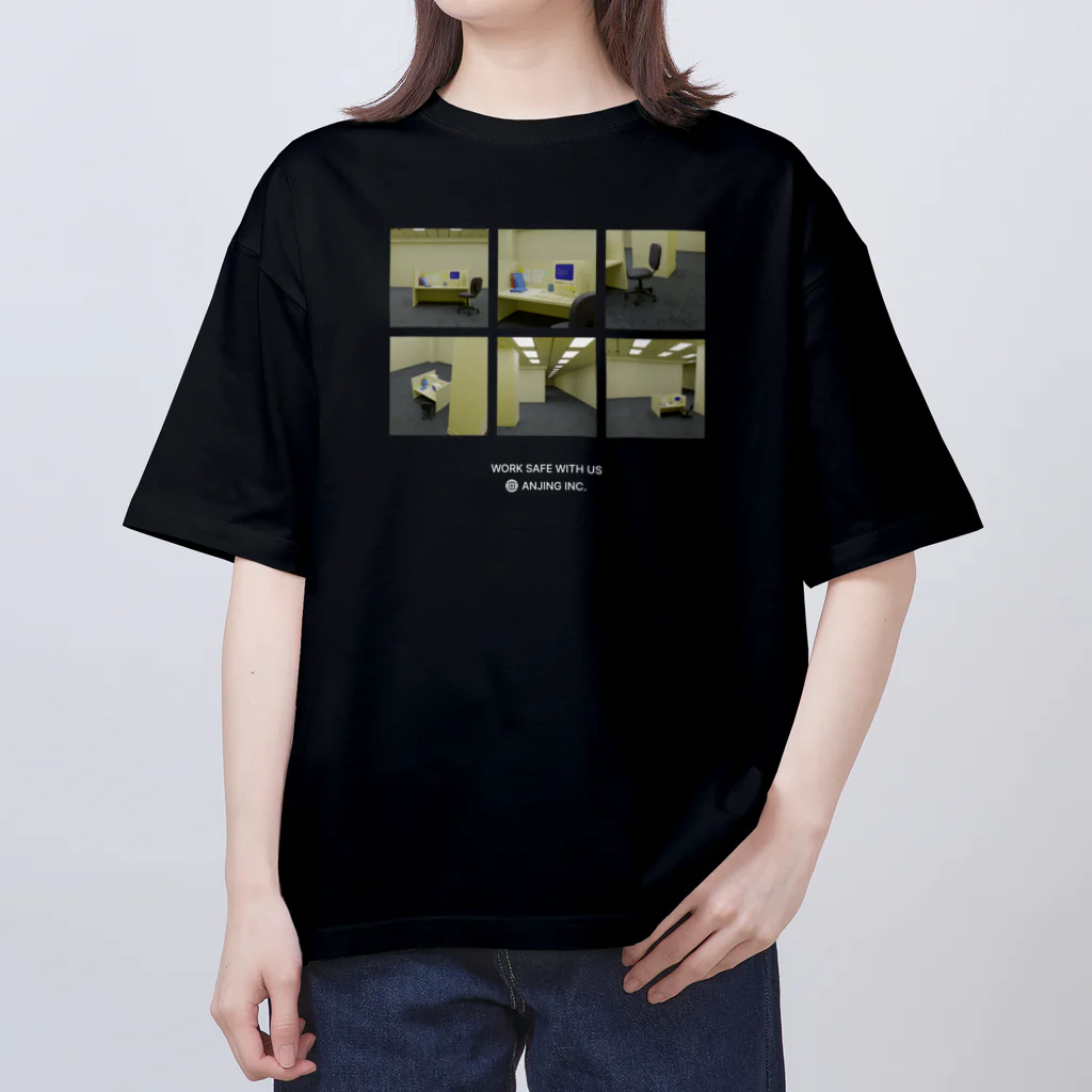 akupunyagaramのANJING INC. MERCH  Oversized T-Shirt