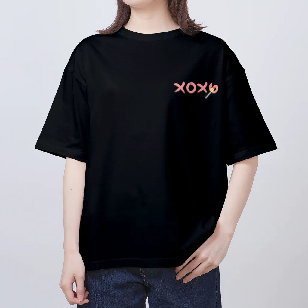 A33のワンポイント　xoxo オーバーサイズTシャツ