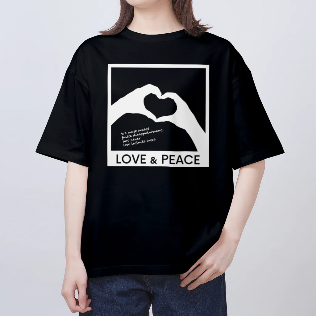 アージーのLOVE and PEACE Oversized T-Shirt