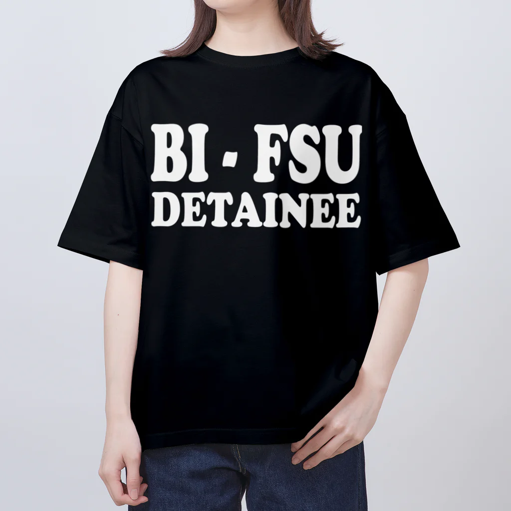 DRIPPEDのBI-FSU DETAINEE 白ロゴ Oversized T-Shirt