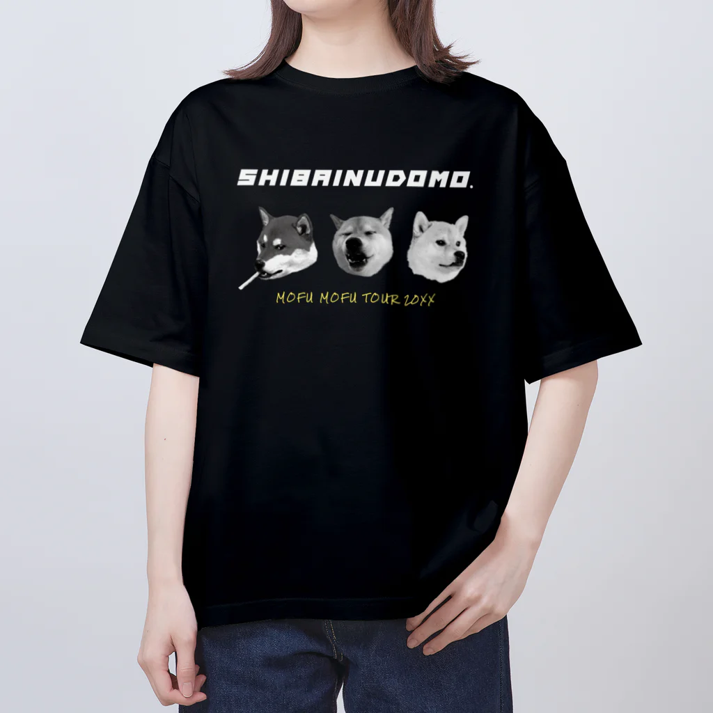 柴犬商店のSHIBAINUDOMO. Oversized T-Shirt