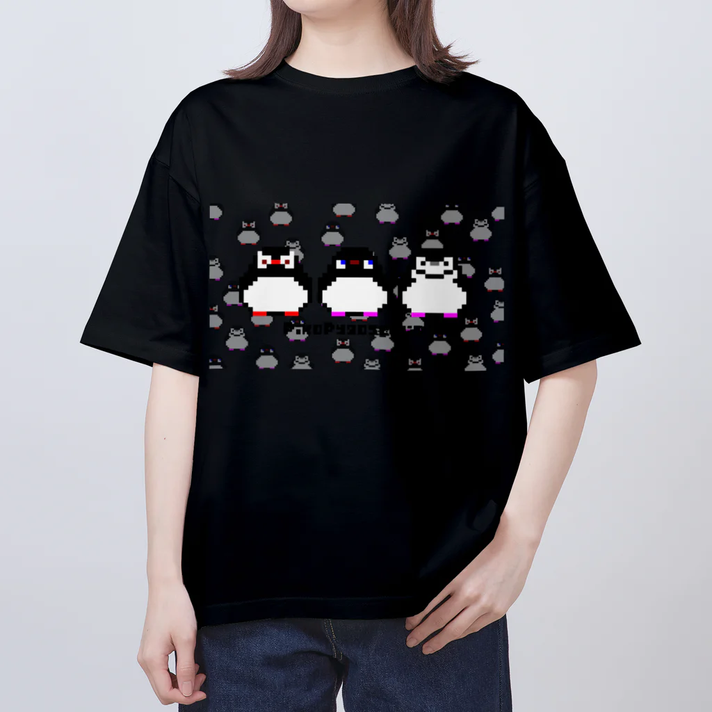 ヤママユ(ヤママユ・ペンギイナ)のうっすらとつもる ピコピゴセリス Oversized T-Shirt