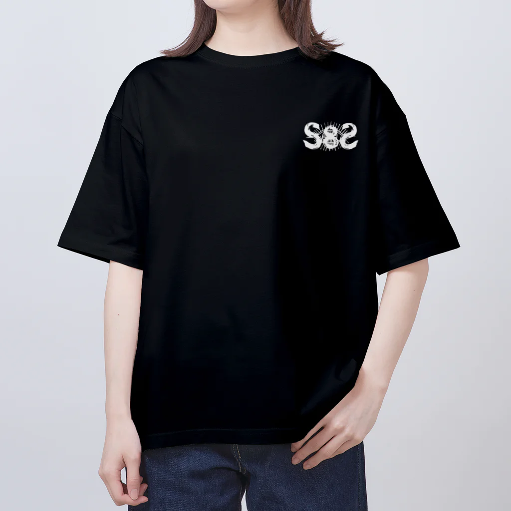 SATRIXのS82 オーバーサイズTシャツ