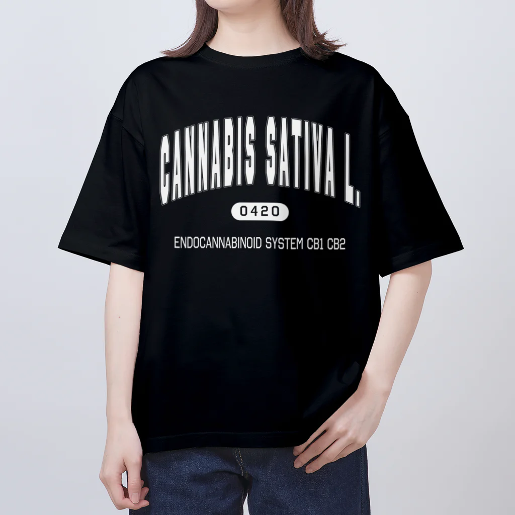 CHILL TIMEのカンナビスクラシック Oversized T-Shirt