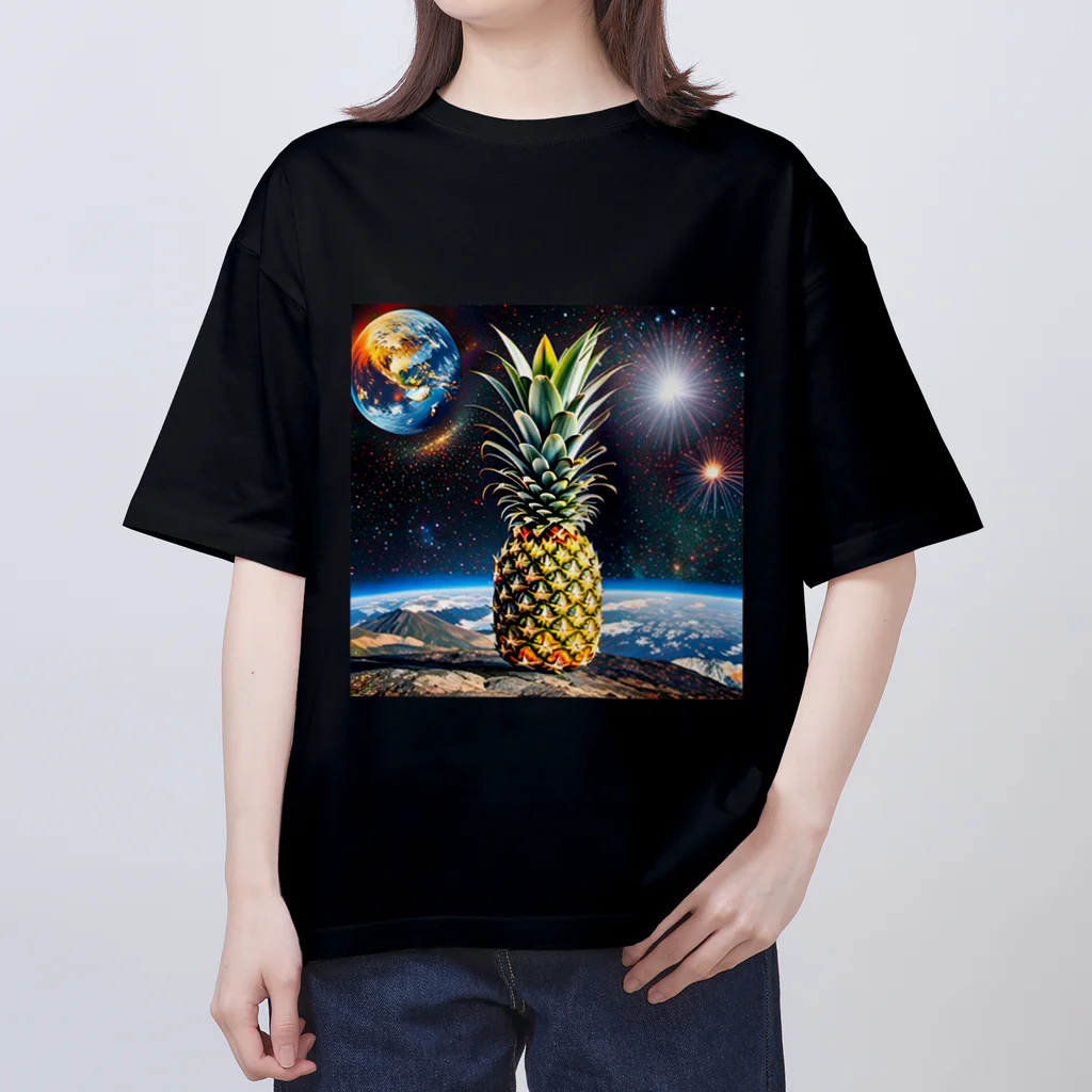 &PINEのuniverse(?) Oversized T-Shirt