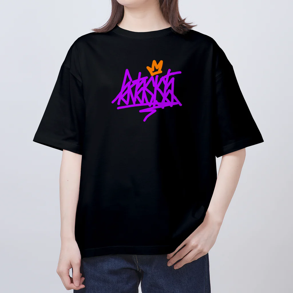 FS108(ファンタジスタ入れ歯)イラスト　絵描きの和彫りちゃん Oversized T-Shirt