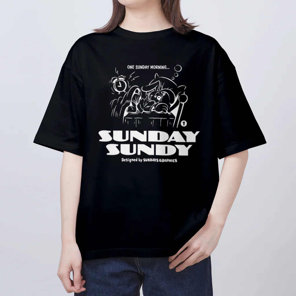 SUNDAYS GRAPHICSのSUNDAY SUNDY No.1 (白ロゴ） オーバーサイズTシャツ