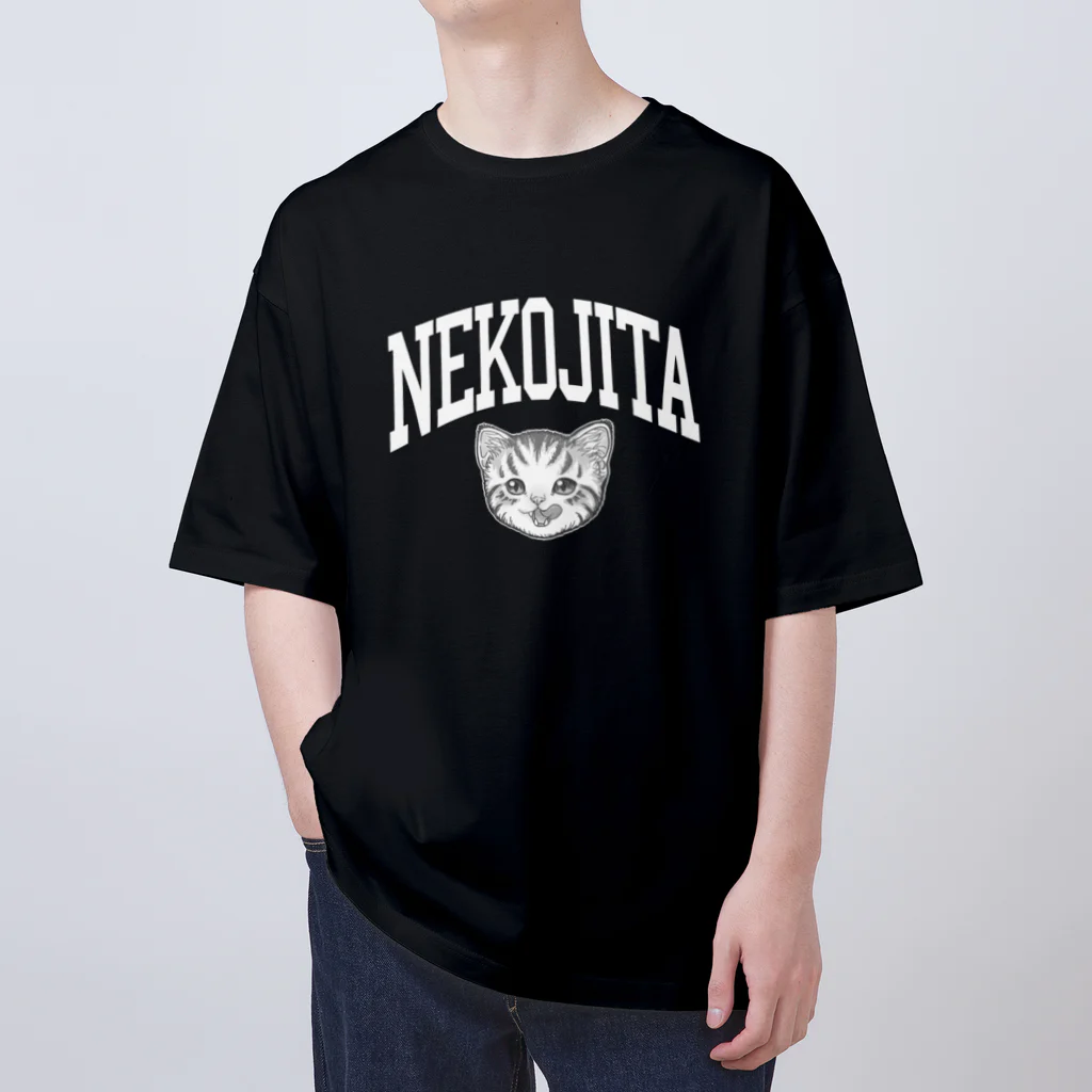 nya-mew（ニャーミュー）の猫舌カミングアウト_ホワイト オーバーサイズTシャツ