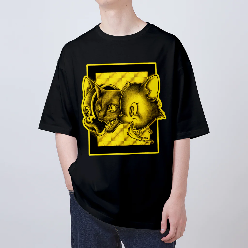 24DANGERの割れ猫 Oversized T-Shirt