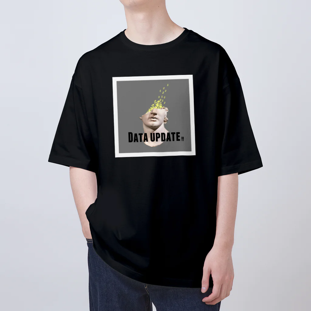 MANEKINEKOの『 Data update 』 Oversized T-Shirt