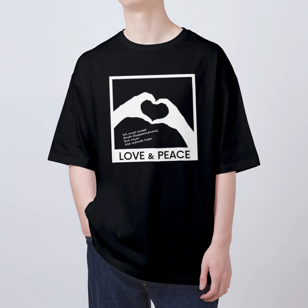 アージーのLOVE and PEACE オーバーサイズTシャツ