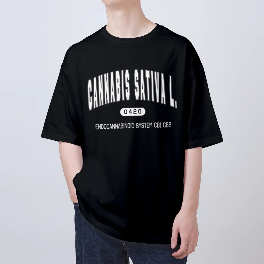 CHILL TIMEのカンナビスクラシック Oversized T-Shirt