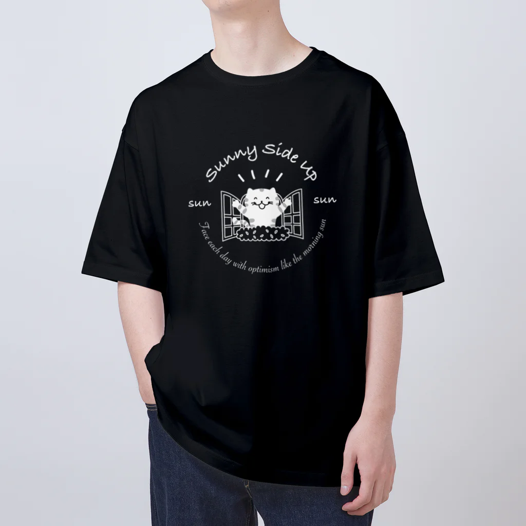 カワラリマーの猫　Sunny Side Up (ブラック) オーバーサイズTシャツ