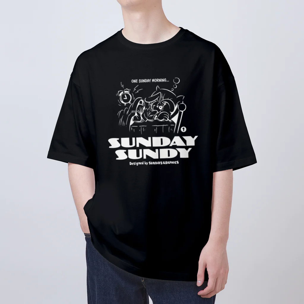 SUNDAYS GRAPHICSのSUNDAY SUNDY No.1 (白ロゴ） オーバーサイズTシャツ