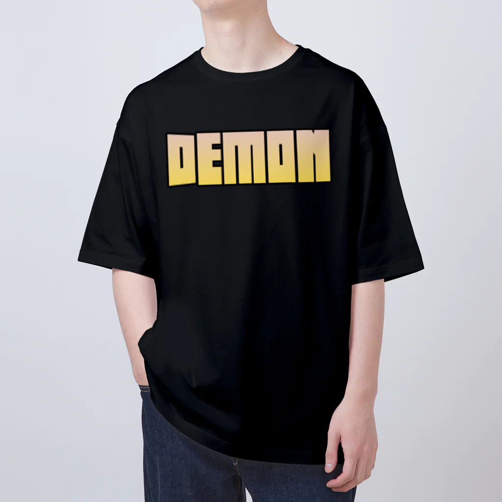 Demon Lord 9 tailsの『Demon』 Oversized T-Shirt