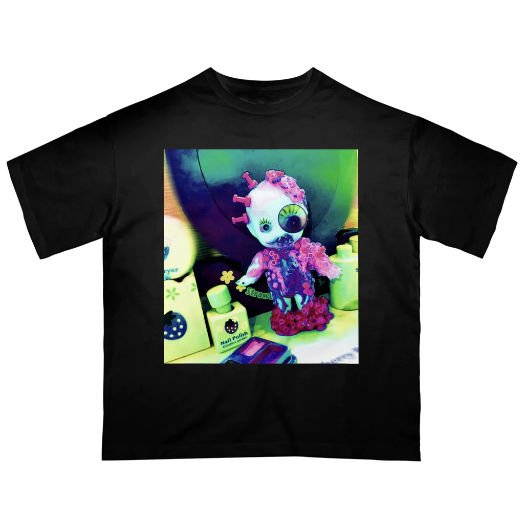 egg Artworks & the cocaine's pixの物語『トロちゃん』 Oversized T-Shirt