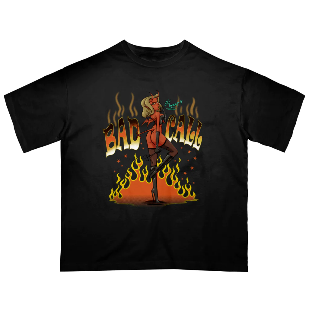 nidan-illustrationの"BAD CALL" オーバーサイズTシャツ