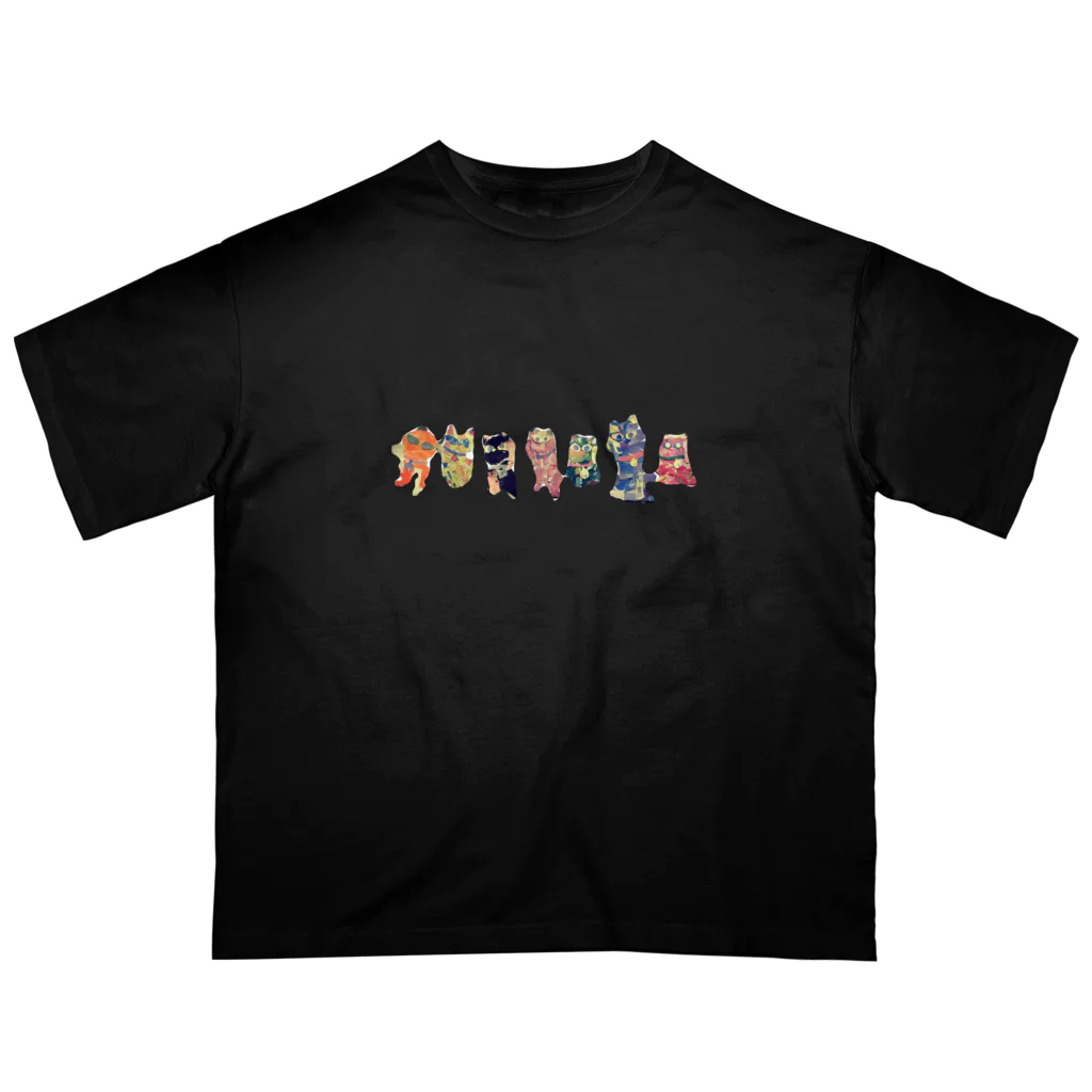 【全盲の絵描き】オバケのタムタムの【全盲の画家】7匹の招き猫レンジャーズ Oversized T-Shirt