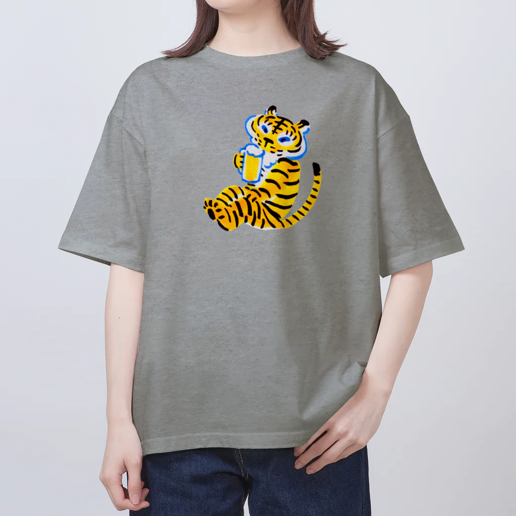 segasworksのビール！とトラちゃん Oversized T-Shirt