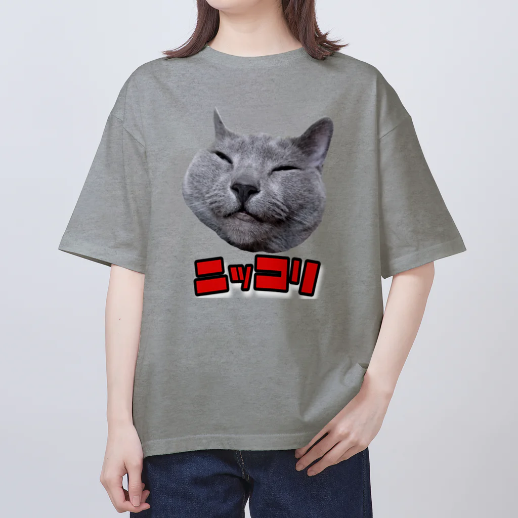 BRAVE PAW PADSのB.P.P  TOCCHAN ねこT オーバーサイズTシャツ