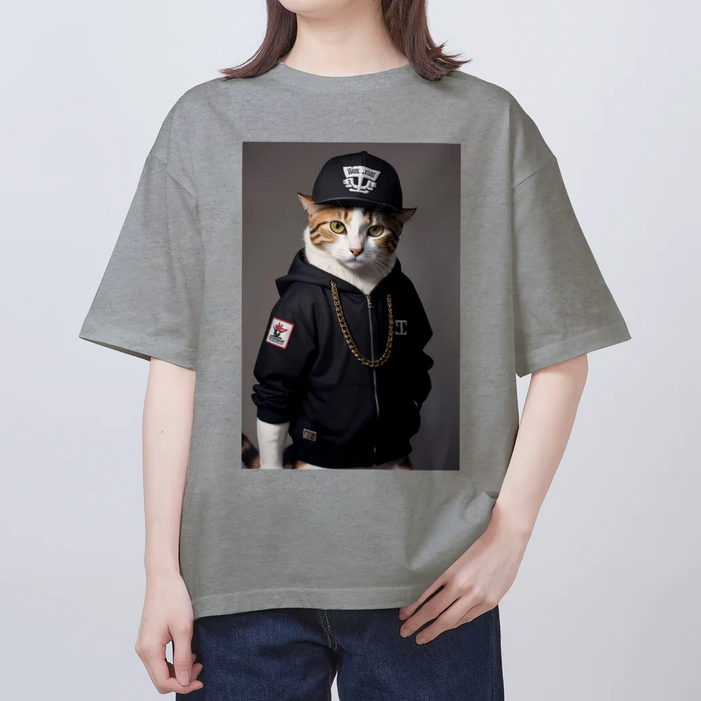 Be proudのヒップホップ猫 Oversized T-Shirt