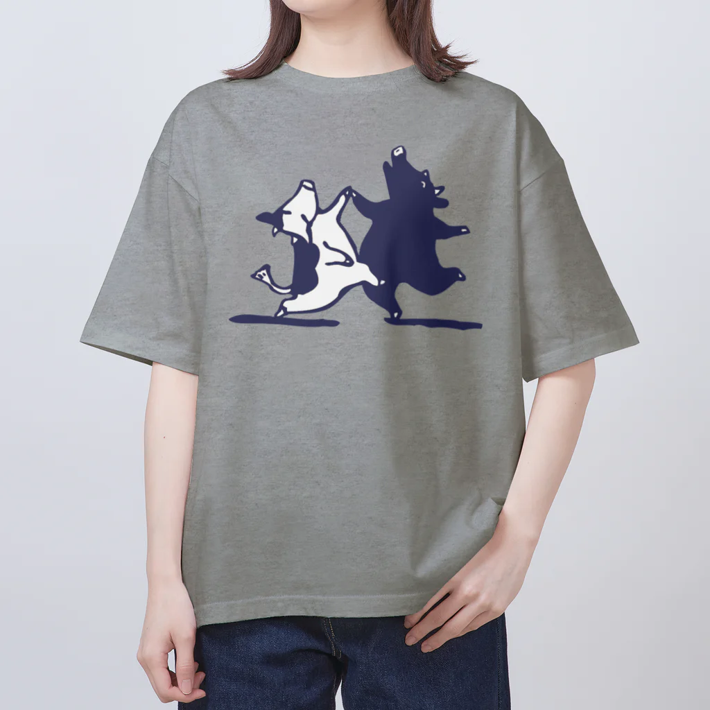 なまらやの踊り牛 オーバーサイズTシャツ