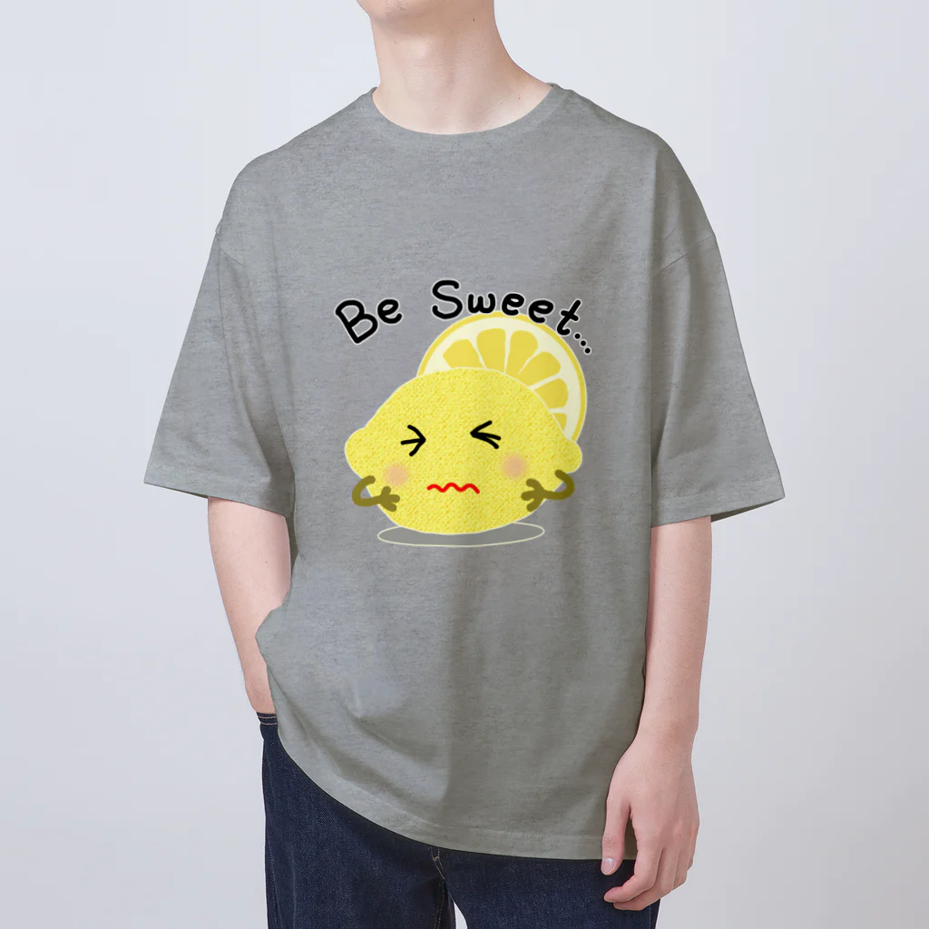 MZグラフィックスのレモン　Be Sweet Oversized T-Shirt