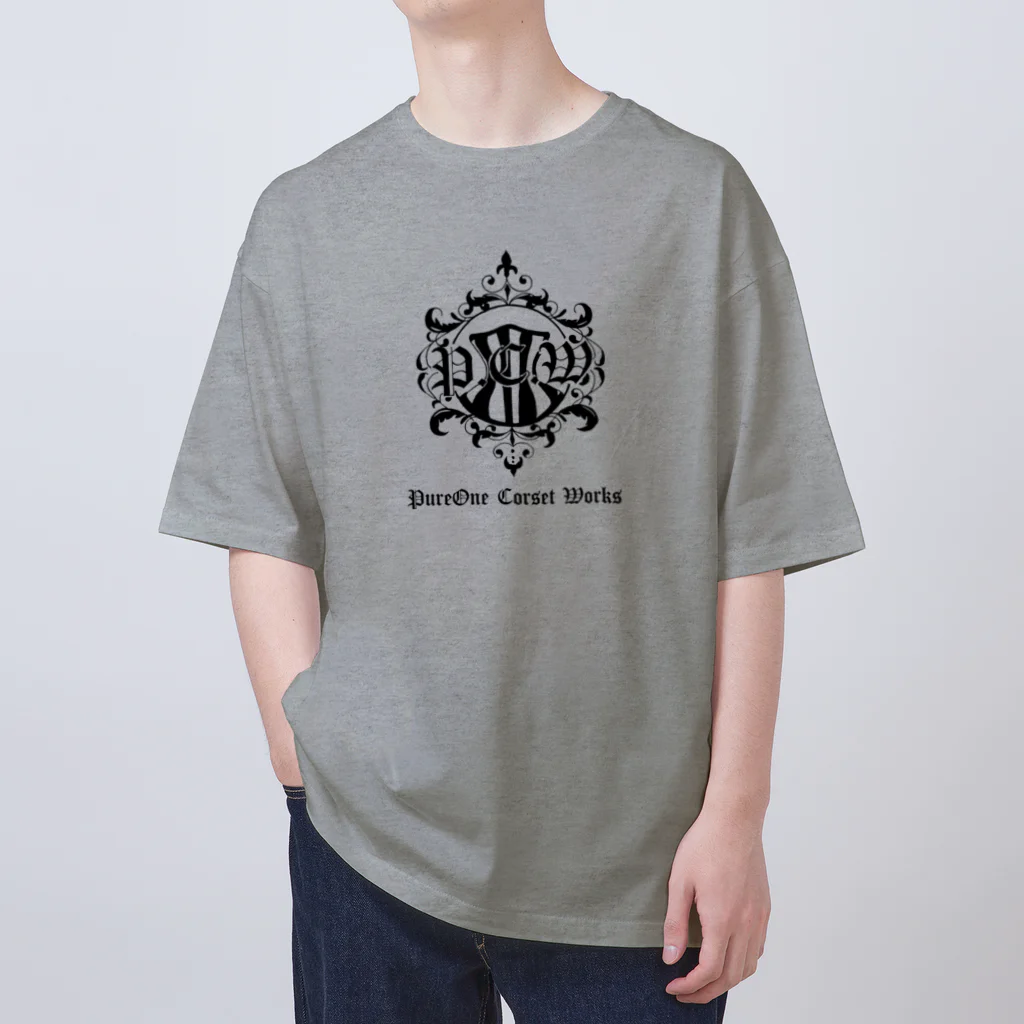 ピュアワン コルセット ワークスのメインロゴ柄 Oversized T-Shirt