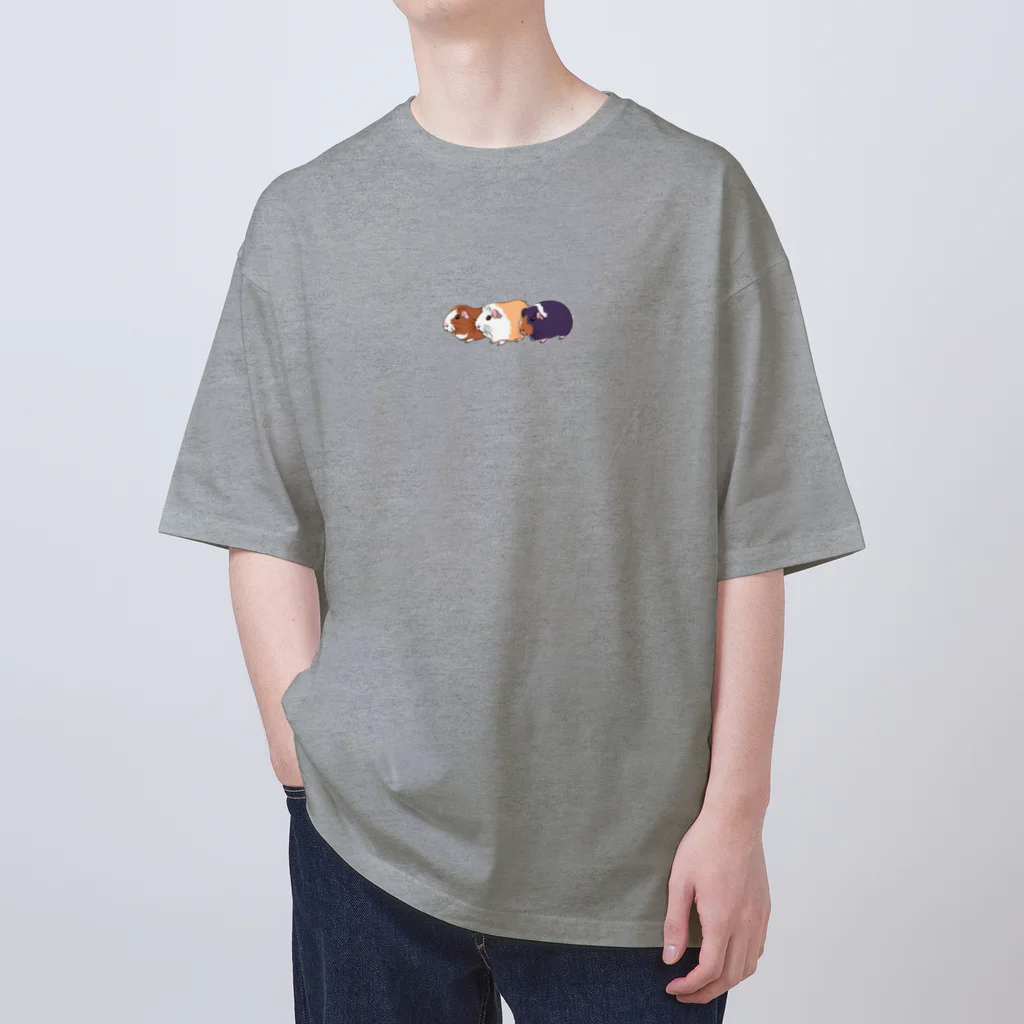 OKameMolꕤ︎︎オカメモルの3色の個性派モルモット Oversized T-Shirt