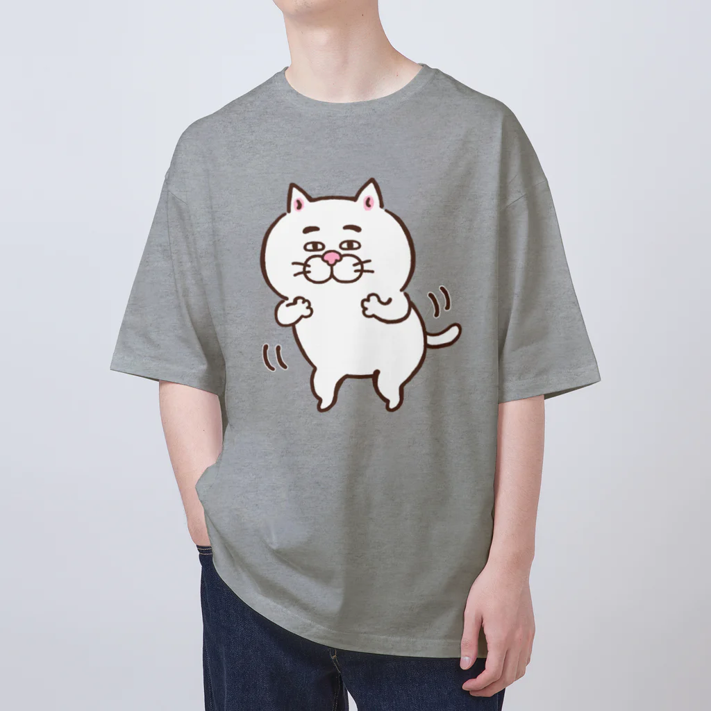 目つきの悪い猫＠いけやけいの踊るにゃんこ オーバーサイズTシャツ