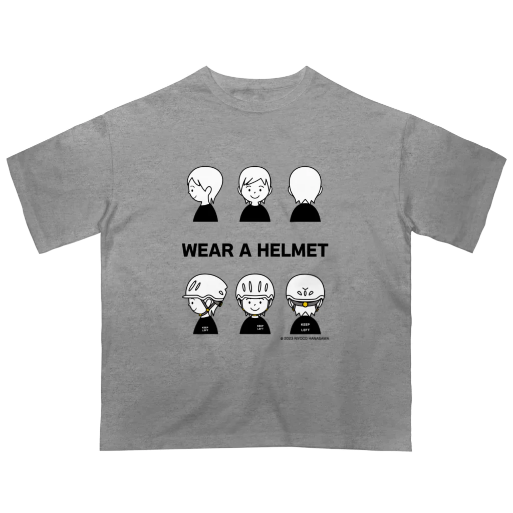 RiyocoHanasawa illustrationのWEAR A HELMET　-ヘルメットをかぶろう- Oversized T-Shirt