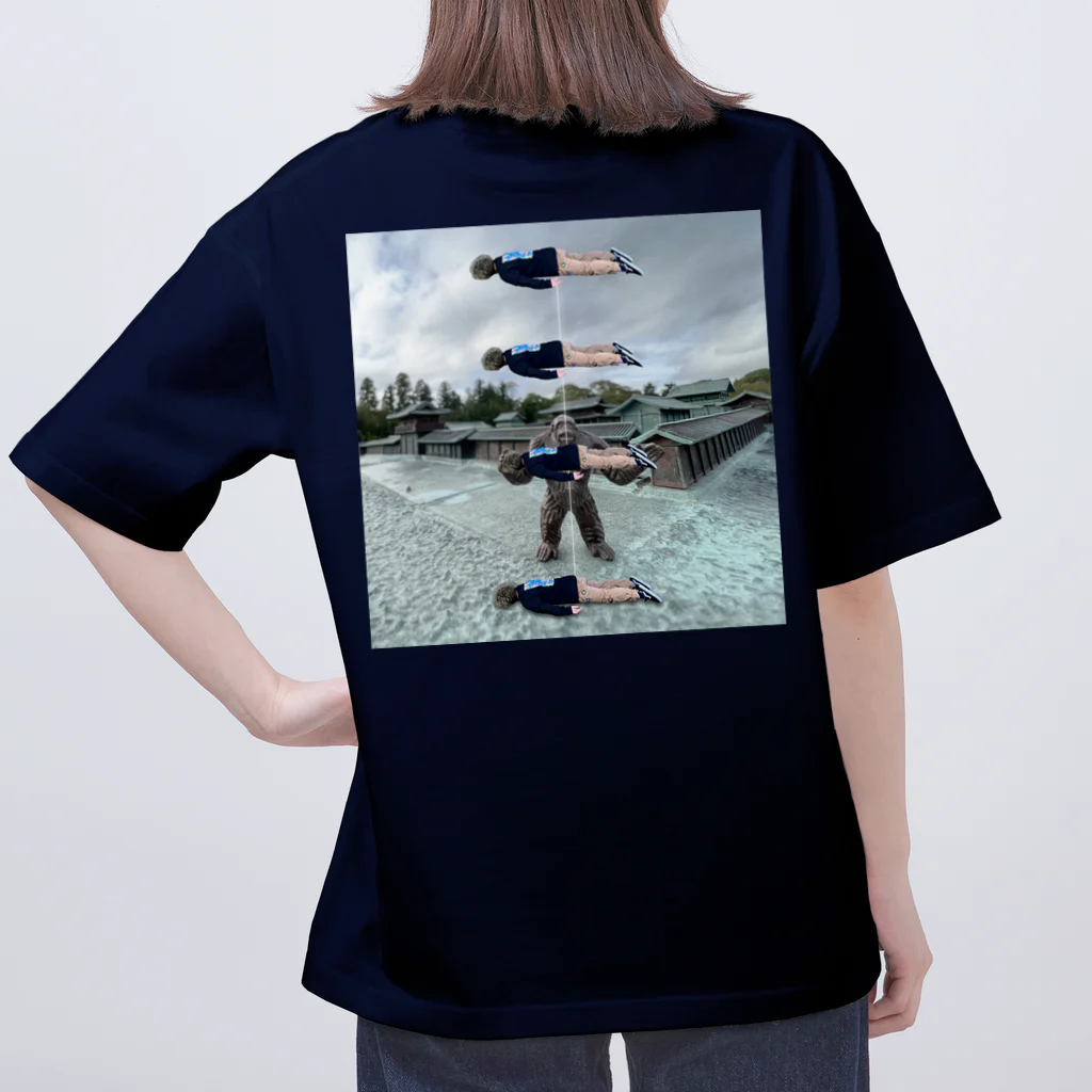 ItoAyumiのでけえ鬼 2 オーバーサイズTシャツ