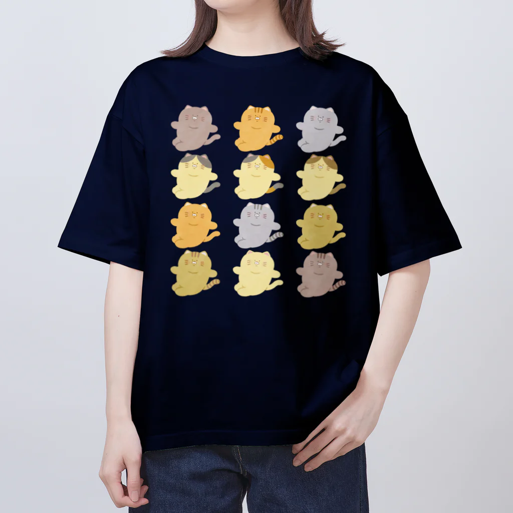 こもれび村のねこねこパラダイス Oversized T-Shirt