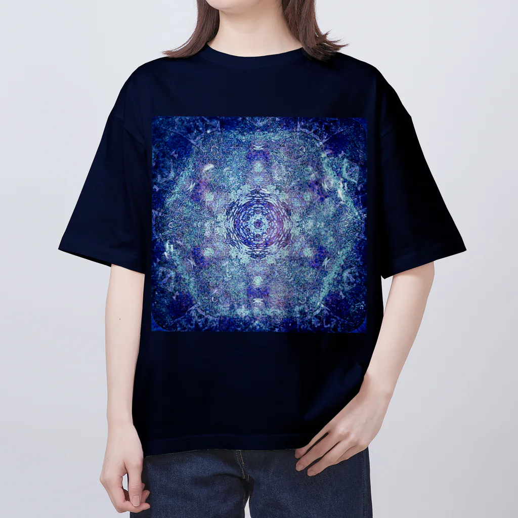 Anna’s galleryの碧の結晶 11 Oversized T-Shirt