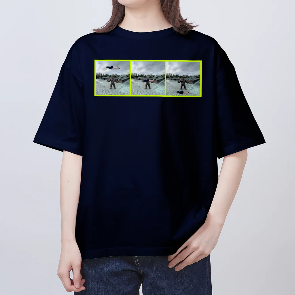 ItoAyumiのでけえ鬼 2 オーバーサイズTシャツ