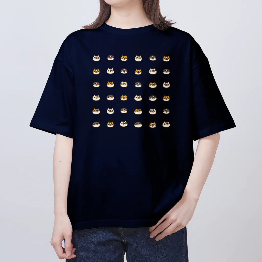 Mt_bookのにゃーにゃー言いたいにゃーパターン Oversized T-Shirt