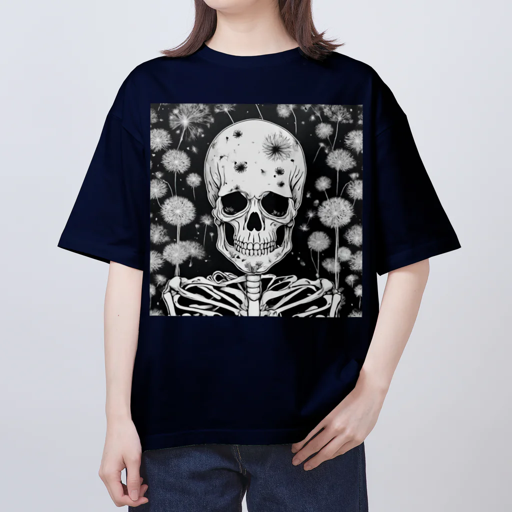 かるるんショップの骸骨紳士シリーズ　微笑 Oversized T-Shirt