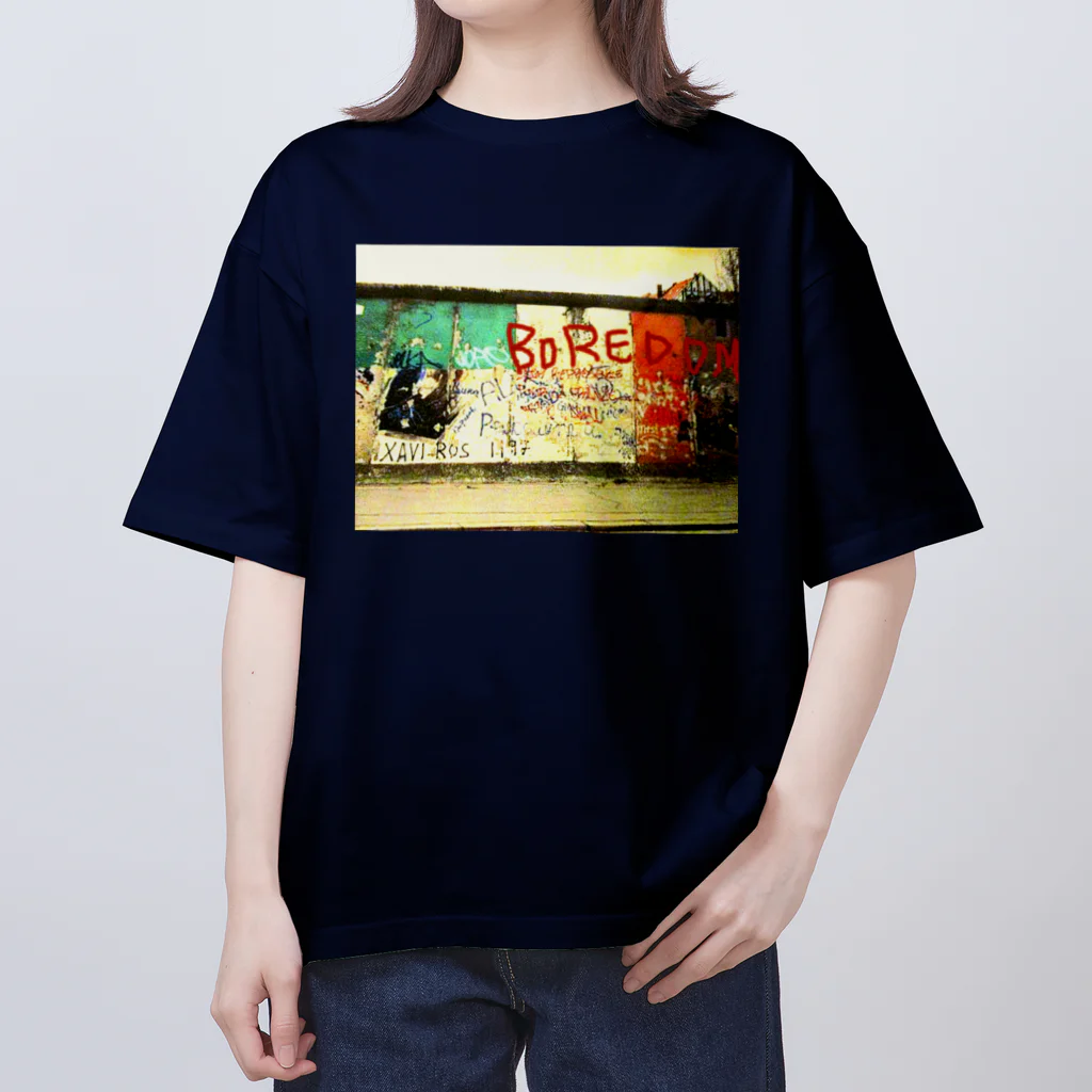 PAW WOW MEOWのBorEDom Oversized T-Shirt