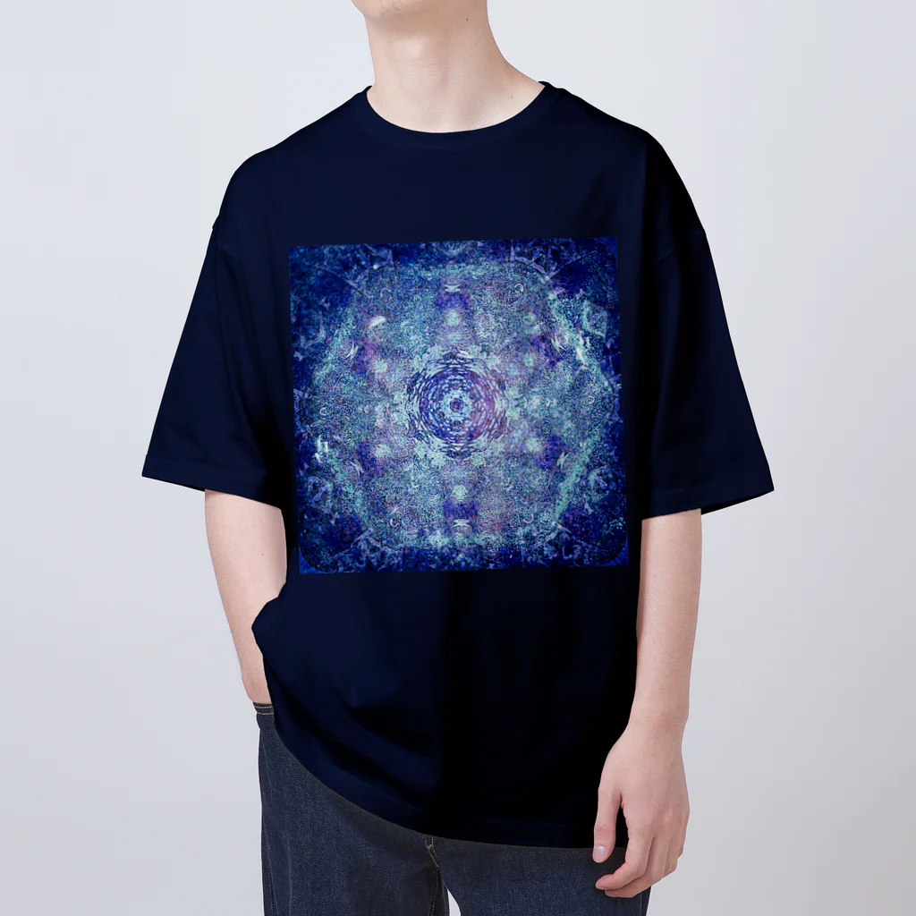 Anna’s galleryの碧の結晶 11 Oversized T-Shirt