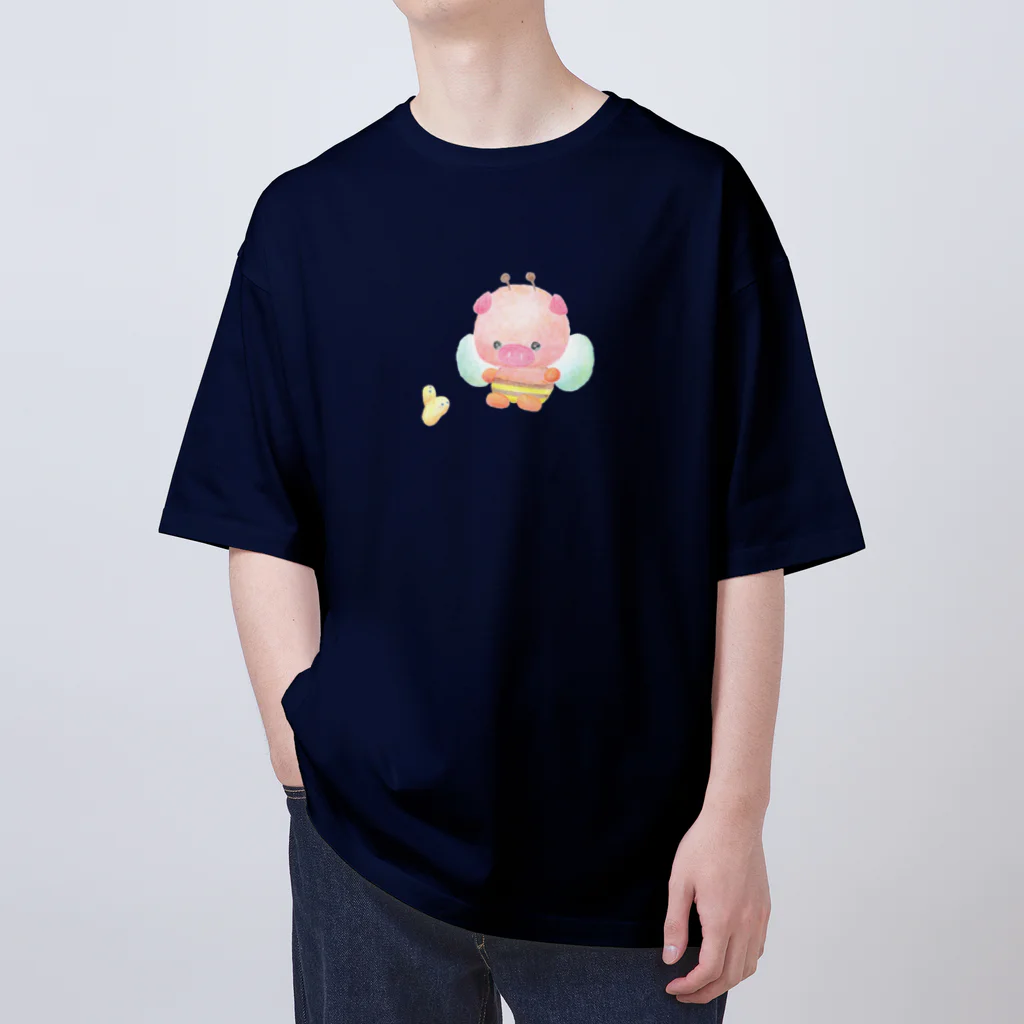 まめぞう君のおへやのミツバチぶたさんと蜂の子さん Oversized T-Shirt