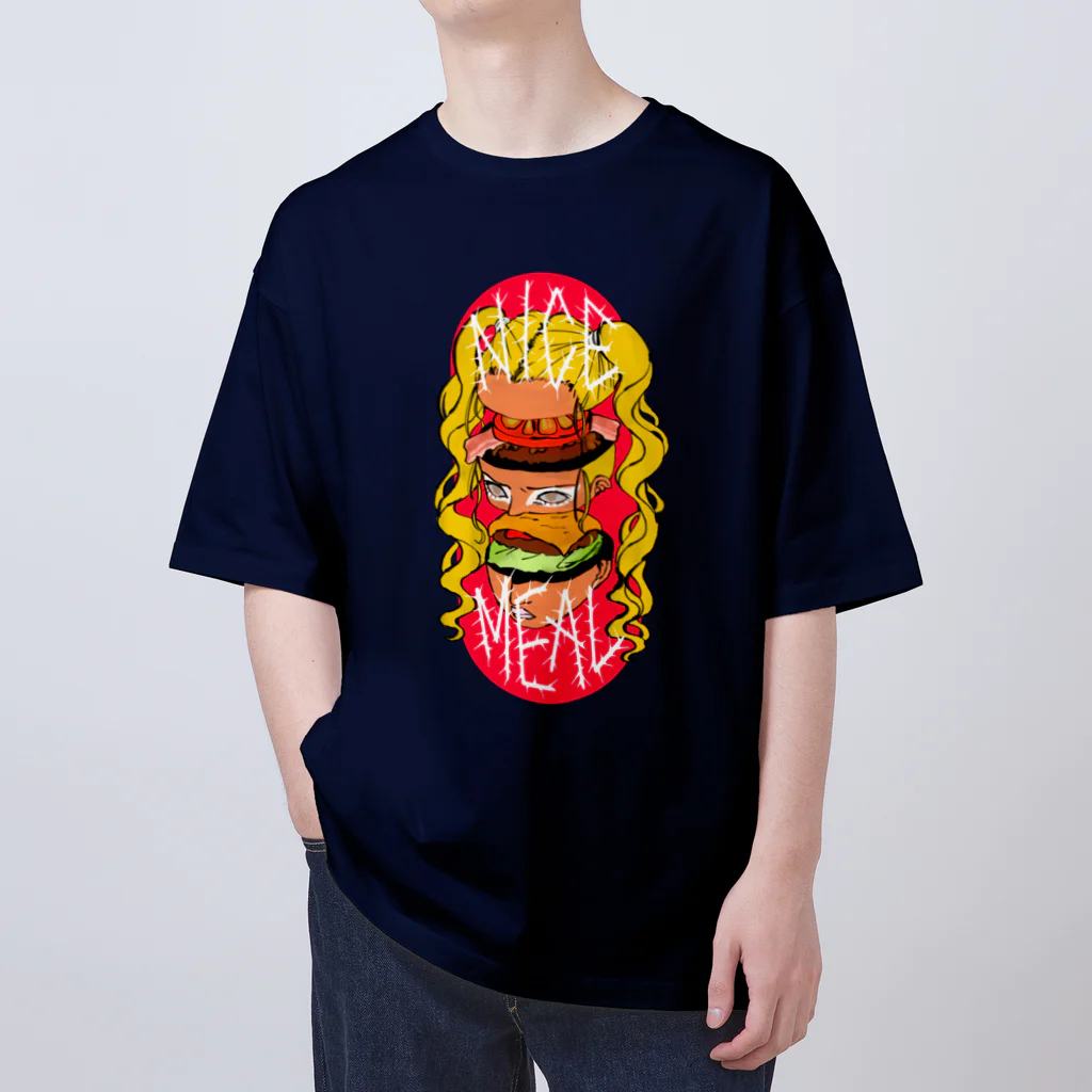 Satellite YetiのNICE MEAL オーバーサイズTシャツ